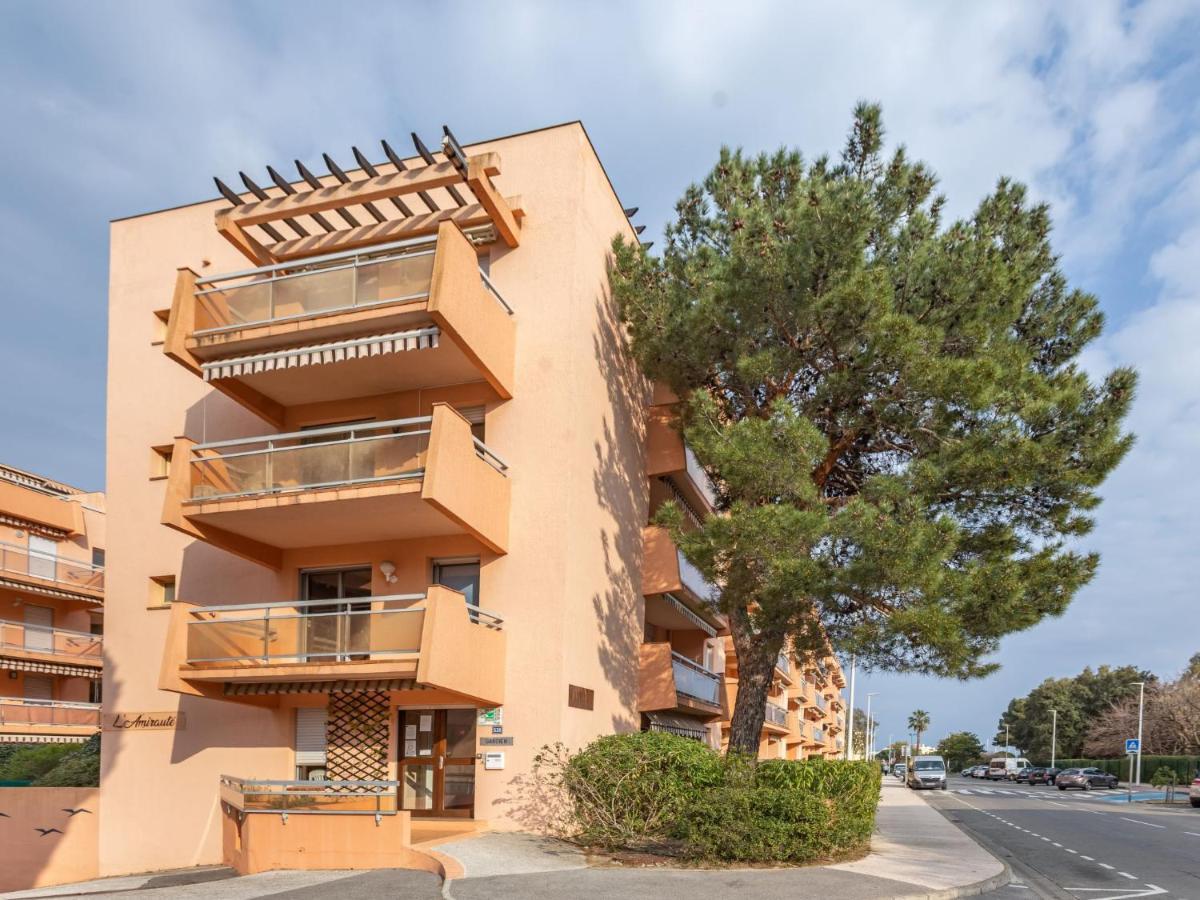 Apartment L'Amiraute By Interhome Bormes-les-Mimosas Luaran gambar