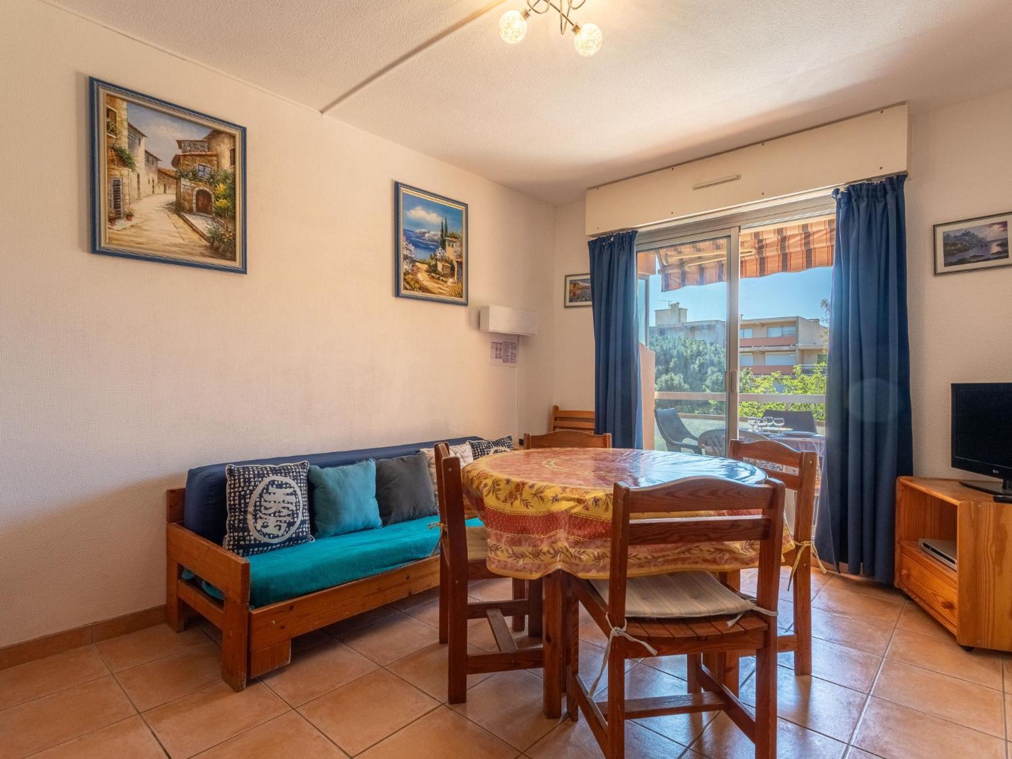 Apartment L'Amiraute By Interhome Bormes-les-Mimosas Luaran gambar